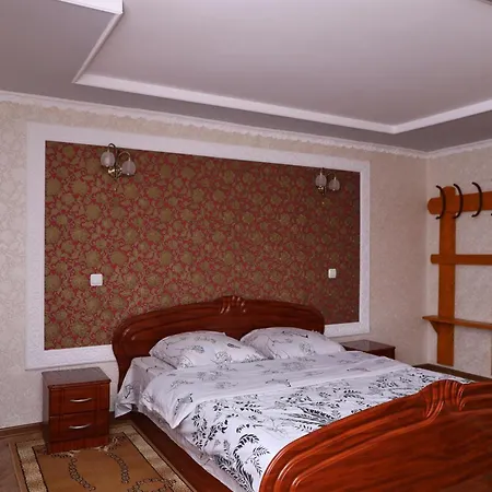 у карпатах Πανσιόν Tukhol'ka