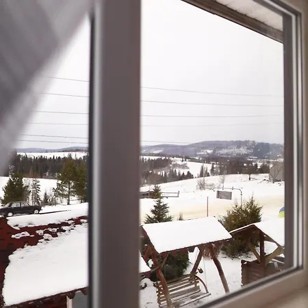 у карпатах Πανσιόν Tukhol'ka