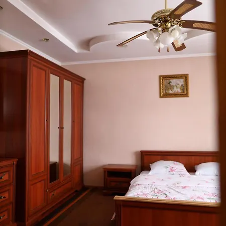 у карпатах Πανσιόν Tukhol'ka